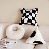 HKM-886163 Checkerboard Design Polyester Pillow for Living Room or Sofa