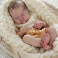 HKM-889811 Lifelike 18 Inch Silicone Reborn Baby Doll for Kids, Realistic Newborn Doll Toy Set