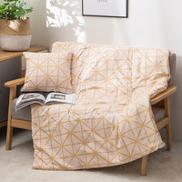 HKM-890579 Dual-Use Cushion Quilt in Modern Designs and Soft Chemical Fiber Filling