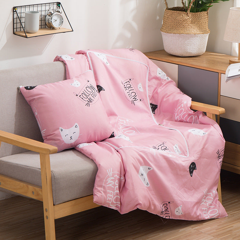 HKM-890579 Dual-Use Cushion Quilt in Modern Designs and Soft Chemical Fiber Filling