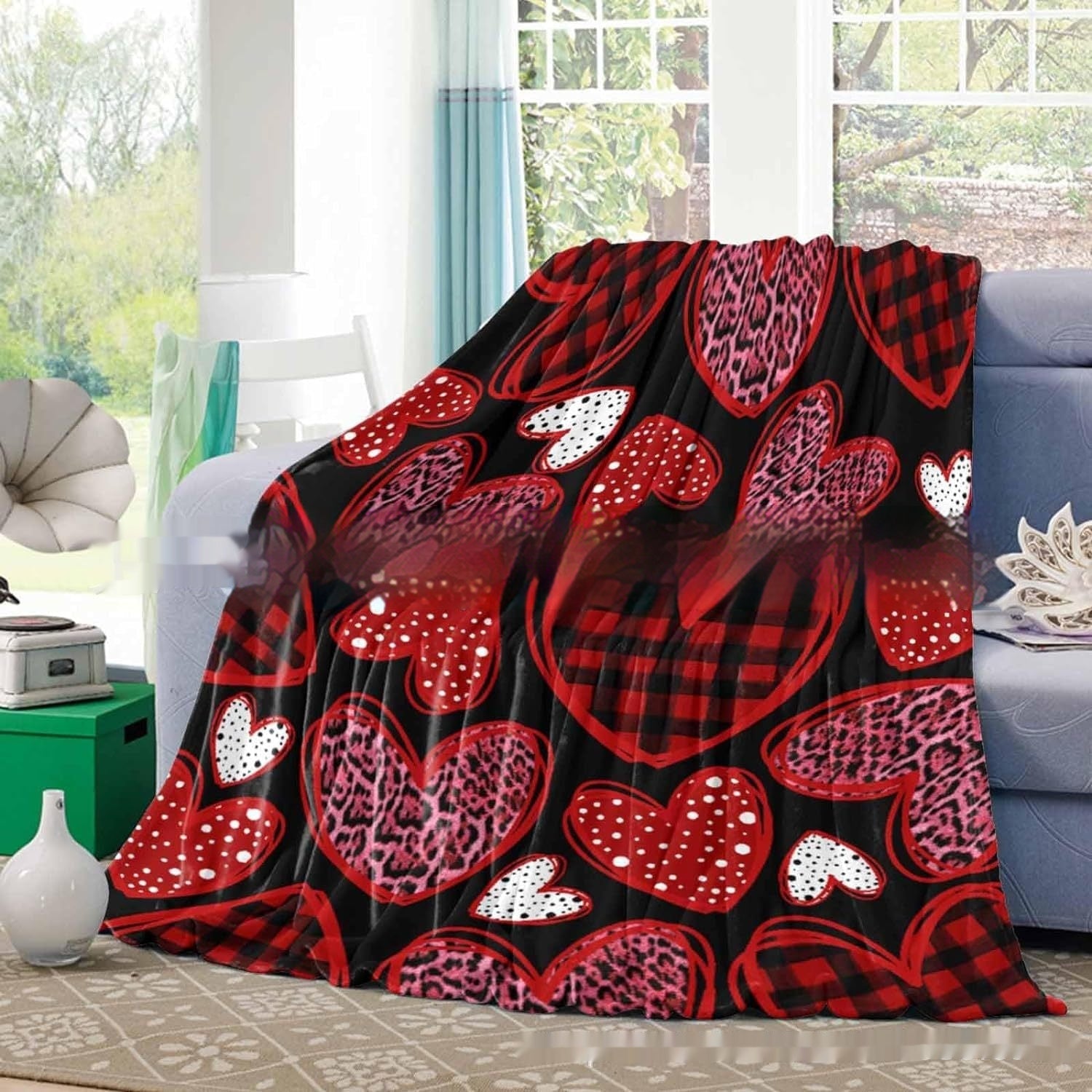 HKM-891283 Cartoon Anime Flannel Blanket for Valentine's Day and Holiday Gifting - Multiple Sizes Available