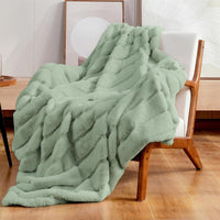 HKM-892755 Soft Plush Striped Blanket and Pillowcase Set in Beige and Gray