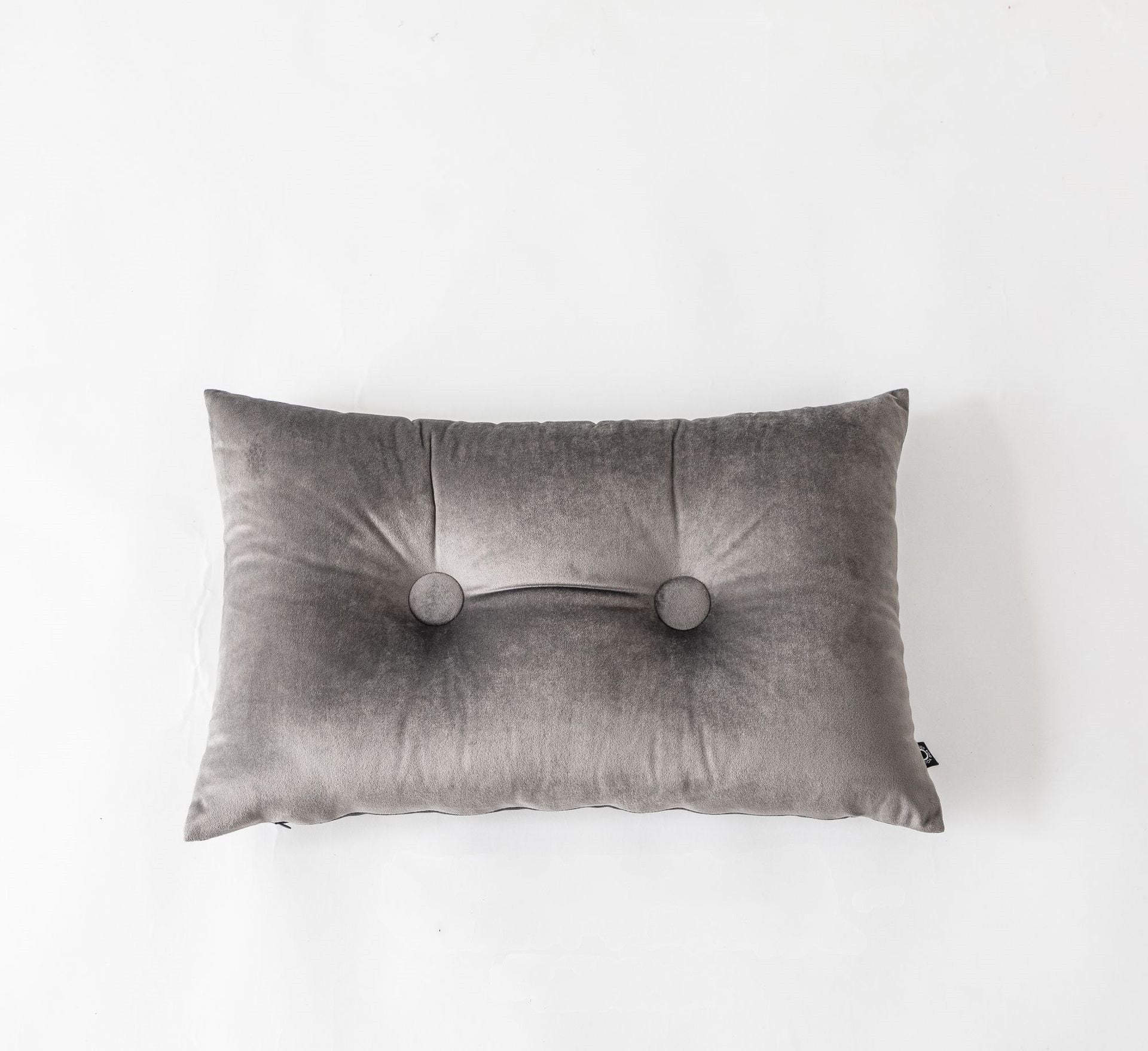 HKM-893651 Nordic-Inspired Cotton Linen Lumbar Cushion Pillow with Button Detail