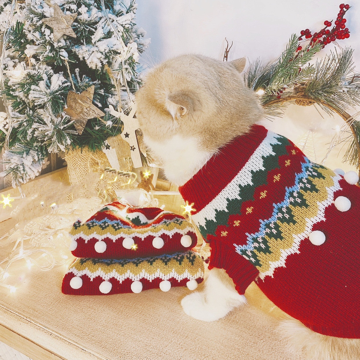 HKM-898451 Festive Red Christmas Clothes for Cats and Dogs – Sizes XS to XXL