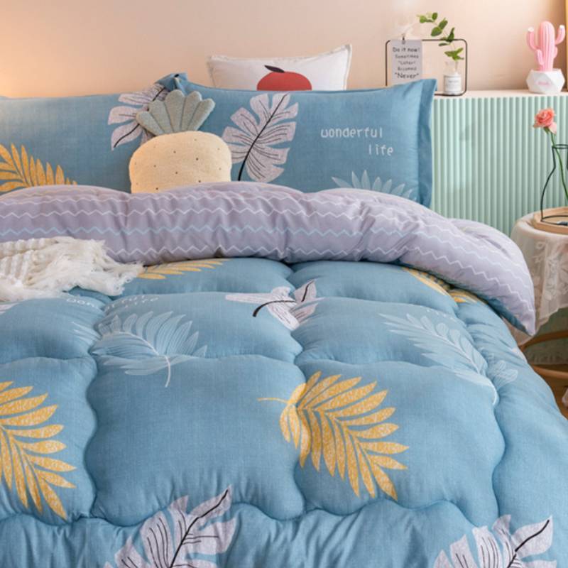 HKM-898515 Thickened Cotton Velvet Quilt for Winter - 135cm x 200cm