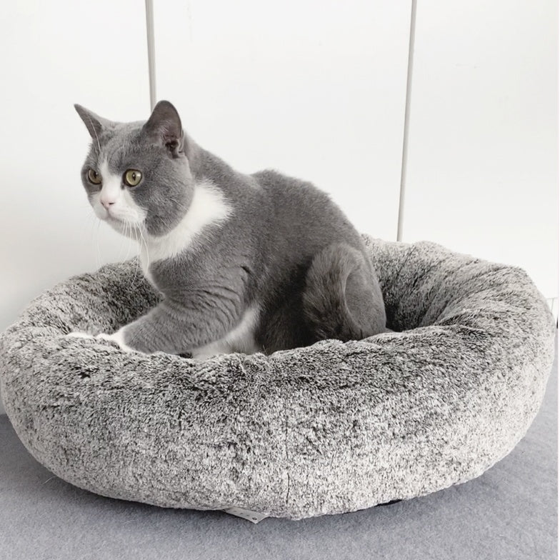 HKM-901779 Cozy Round Cat Bed for Deep Winter Sleep, Soft Grey, 58x58x18cm