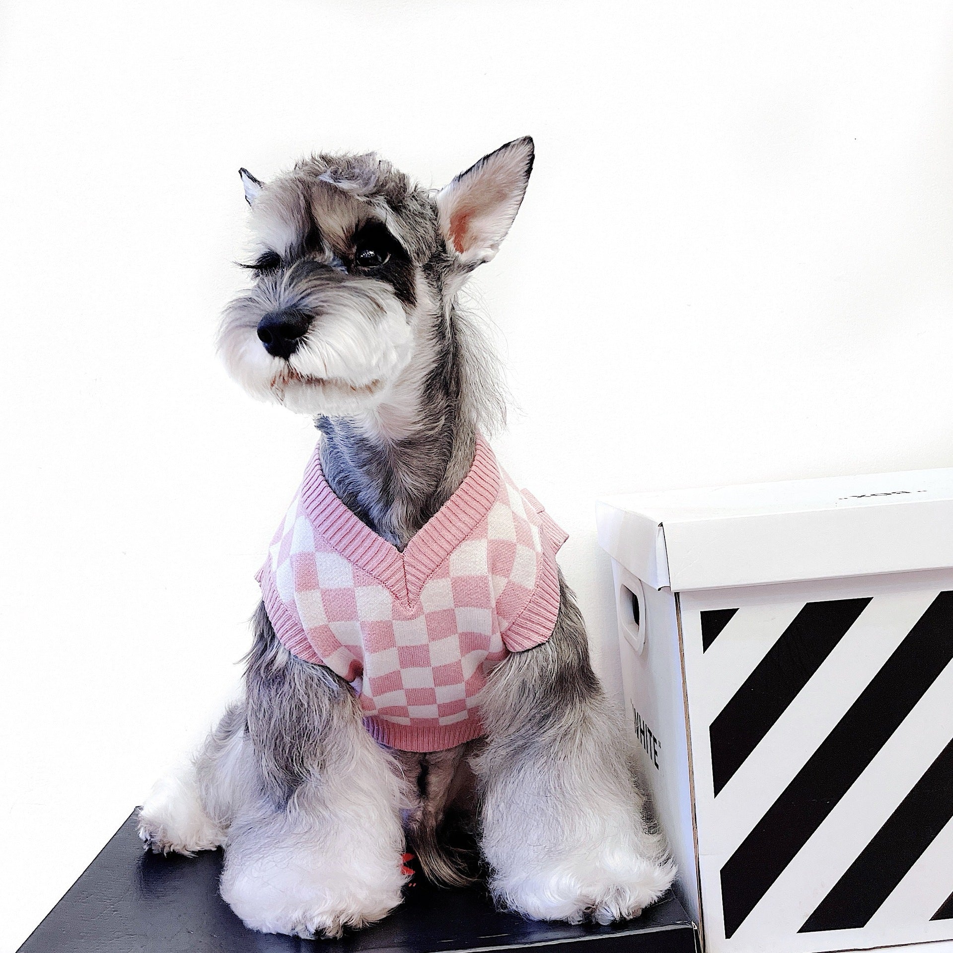 HKM-903059 Pet Cute Pink Checkerboard Vest Sweater for Dogs and Cats