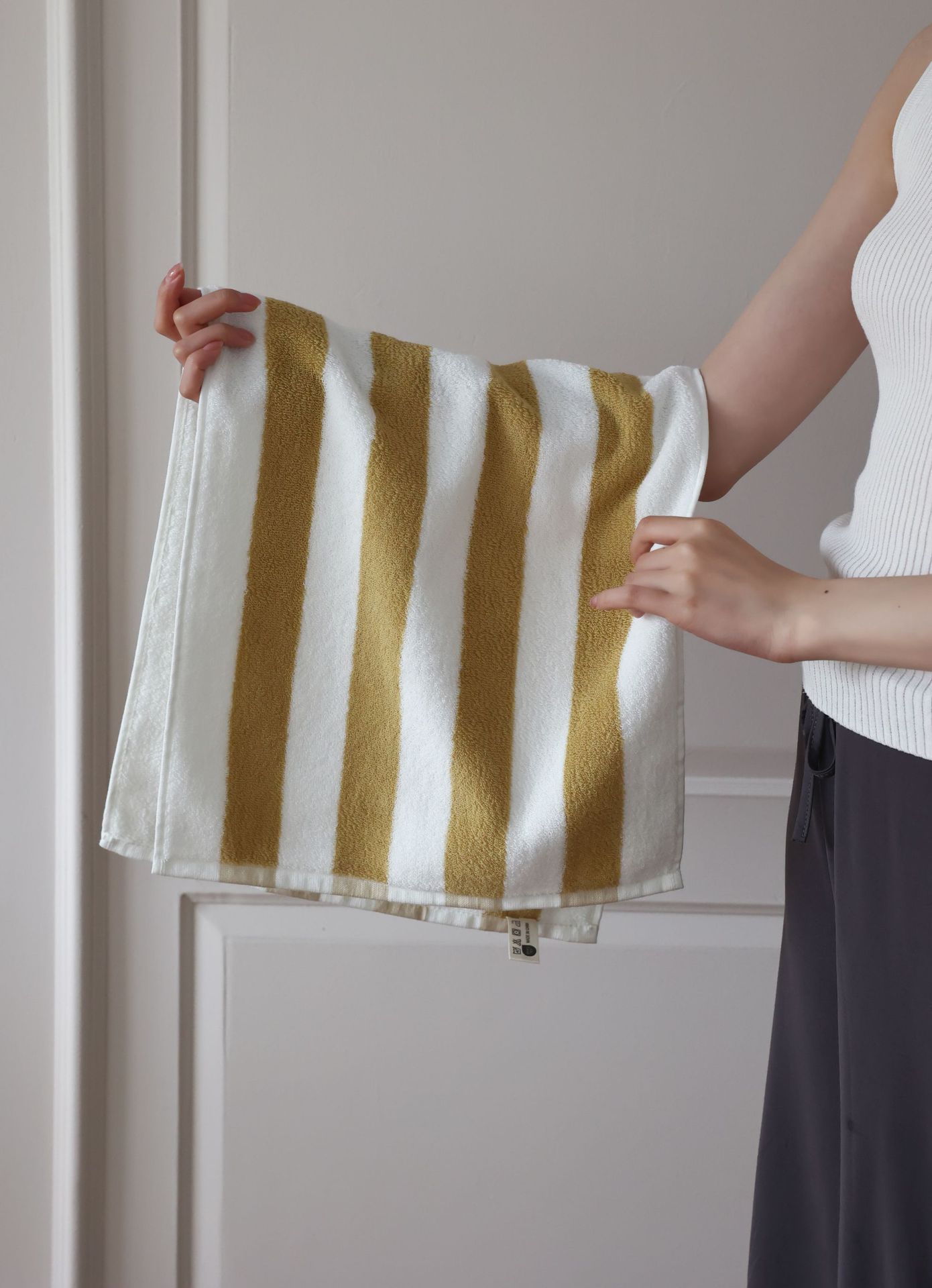HKM-904211 Mori Retro Style Wide Stripe Combed Cotton Towel