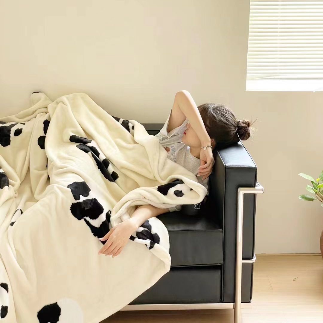 HKM-905939 Panda Pattern Flannel Blanket, Soft Fiber, 150x200cm, All Seasons