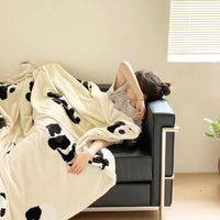 HKM-905939 Panda Pattern Flannel Blanket, Soft Fiber, 150x200cm, All Seasons