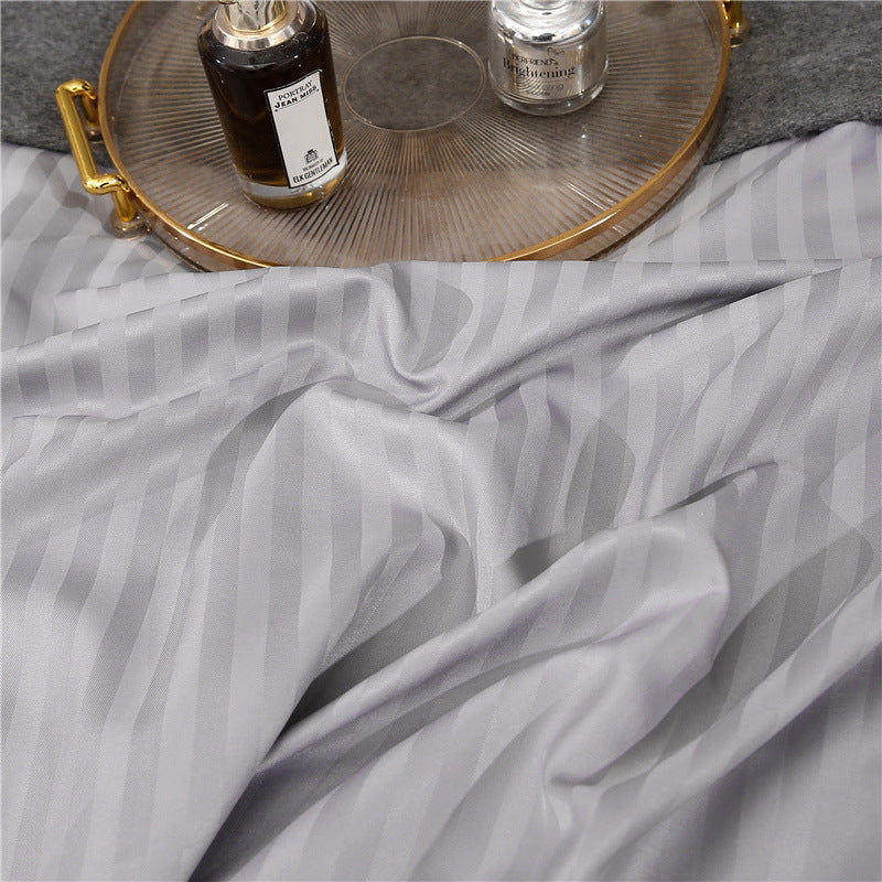 HKM-908563 Geometric Pattern Flower Bedding Set with Quilt Cover and Pillowcases, Multiple Sizes Available