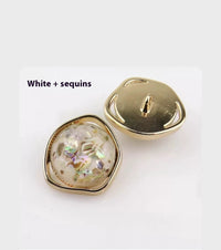 HKM-910227 Gold Irregular Natural Shell Alloy Buttons for Jackets, Coats, and Knitwear