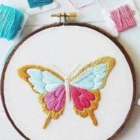 HKM-910547 Three-Dimensional Ribbon Embroidery Kit with Floral Designs and Tools