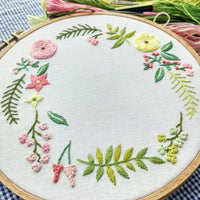 HKM-910547 Three-Dimensional Ribbon Embroidery Kit with Floral Designs and Tools
