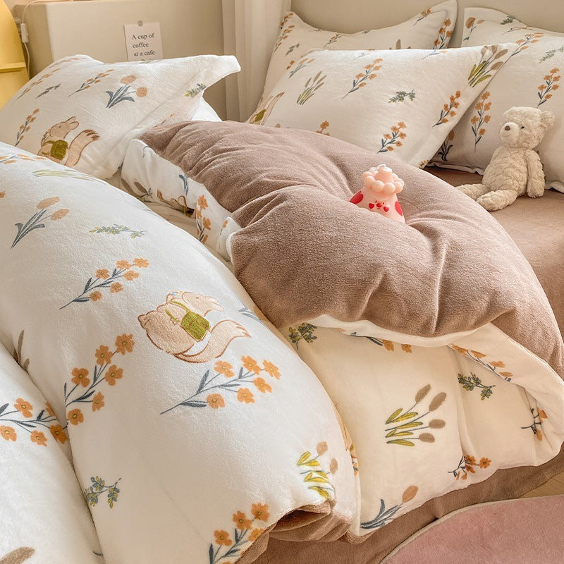 HKM-911699 Coral Velvet Four-Piece Bedding Set with Milk Fiber, Double-Sided Quilt Cover and Fitted Sheets