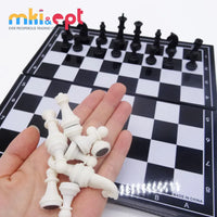 HKM-916115 Intelligent Magnetic Folding Chess Set for Travel and Outdoor Play
