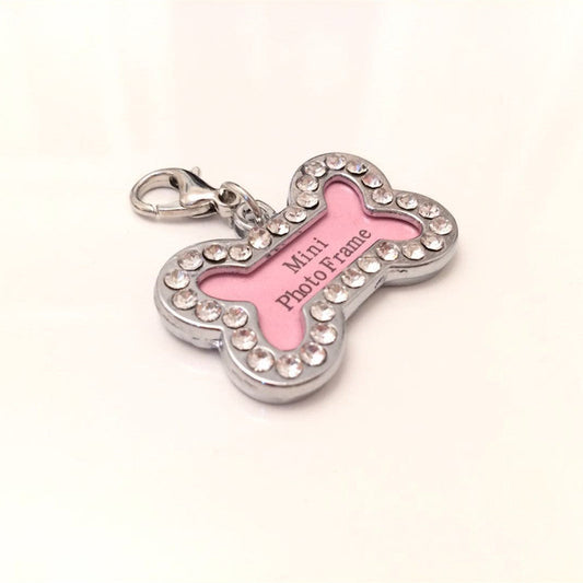 HKM-927507 Metal Dog Pendant with Diamond Bone Design for All Seasons