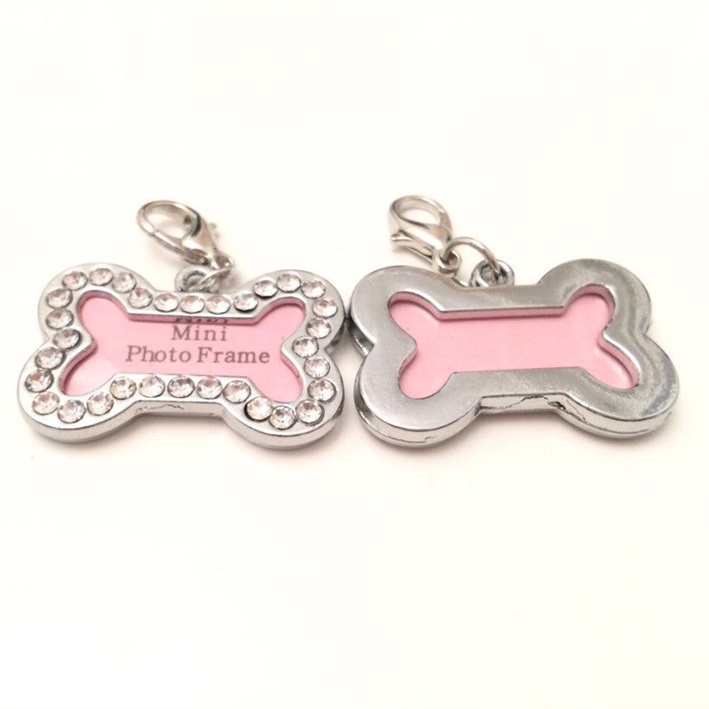 HKM-927507 Metal Dog Pendant with Diamond Bone Design for All Seasons