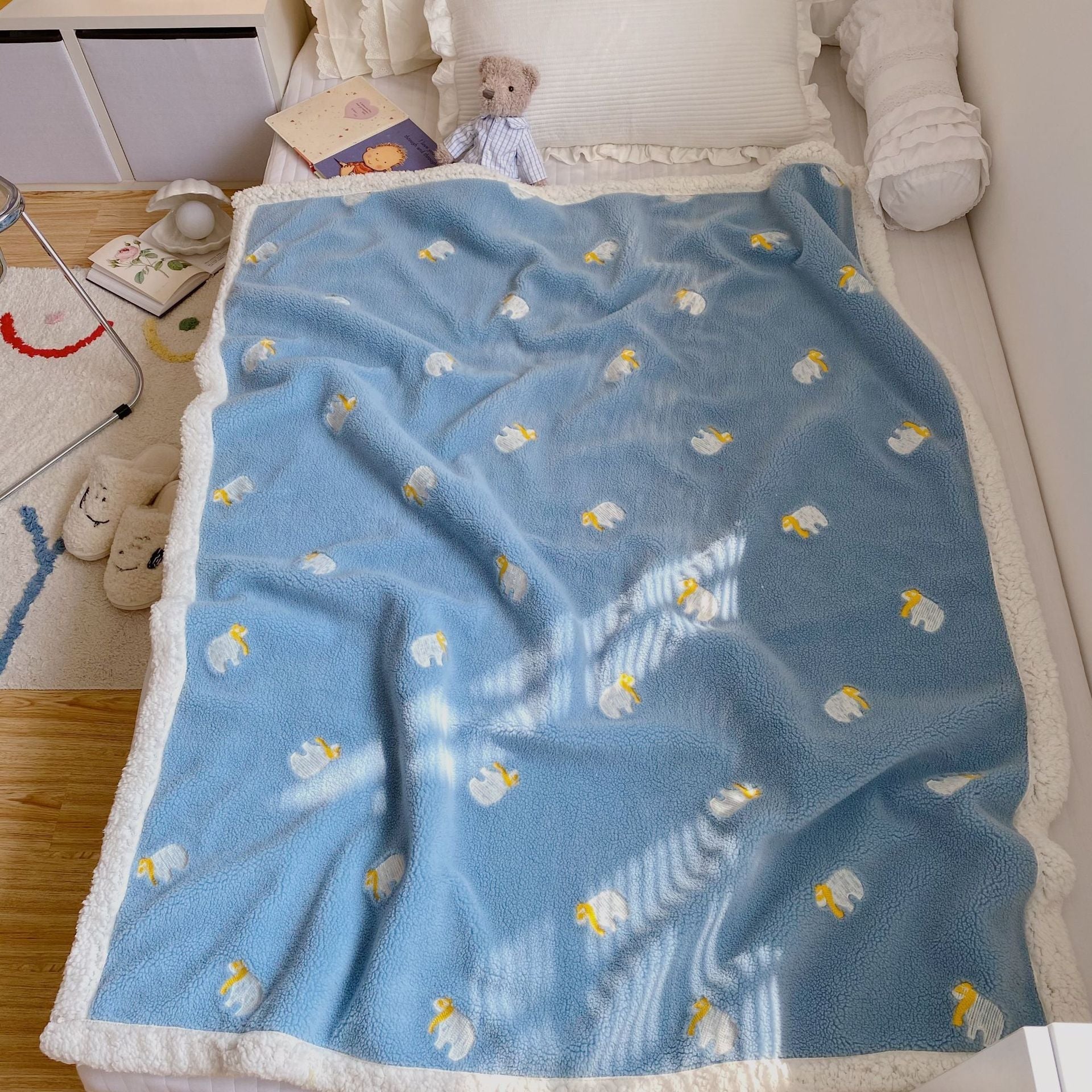 HKM-928659 Reversible Lamb Velvet Blanket for Kids - Cozy Cartoon Designs in Various Colors and Sizes