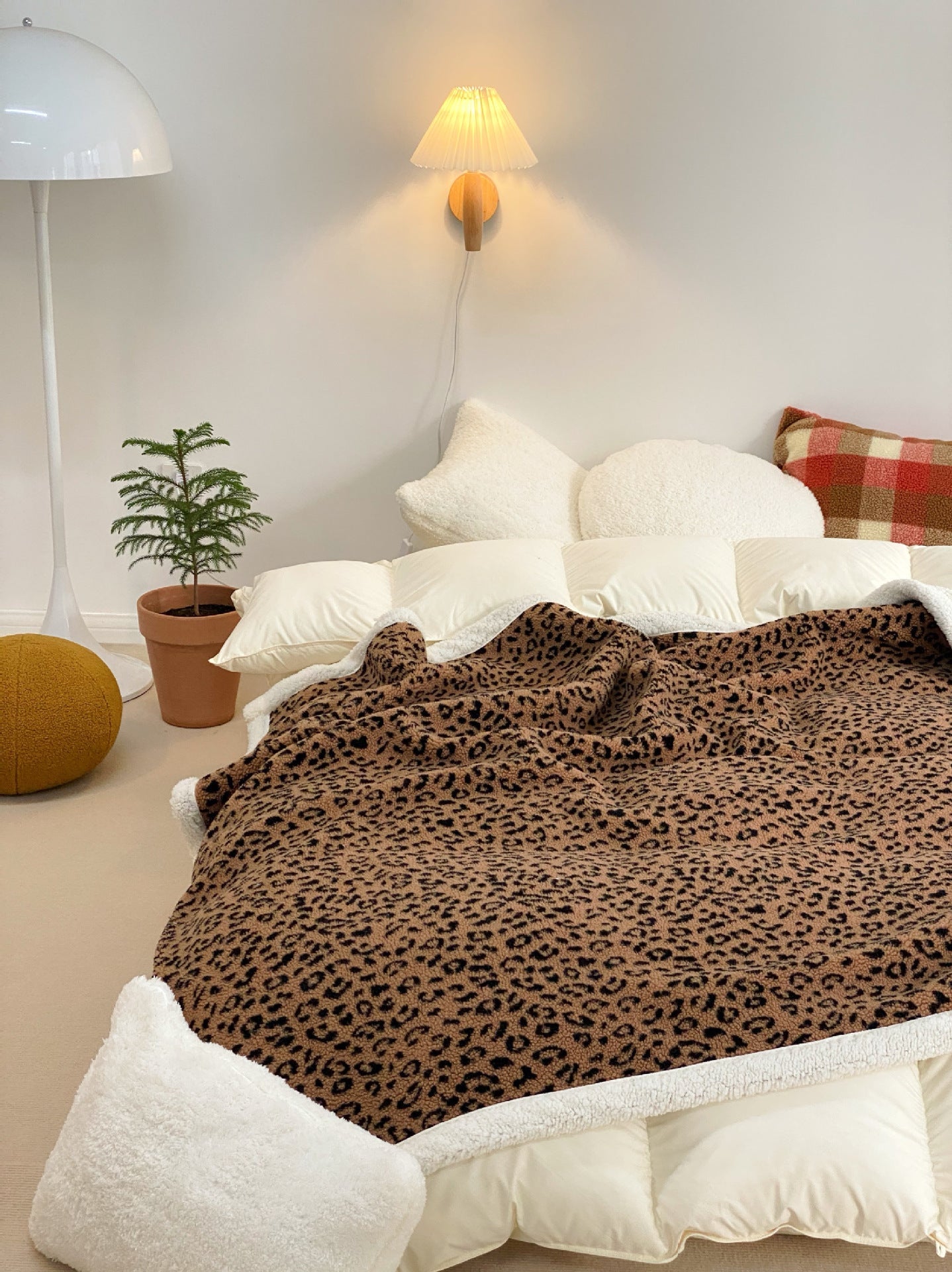 HKM-928659 Reversible Lamb Velvet Blanket for Kids - Cozy Cartoon Designs in Various Colors and Sizes