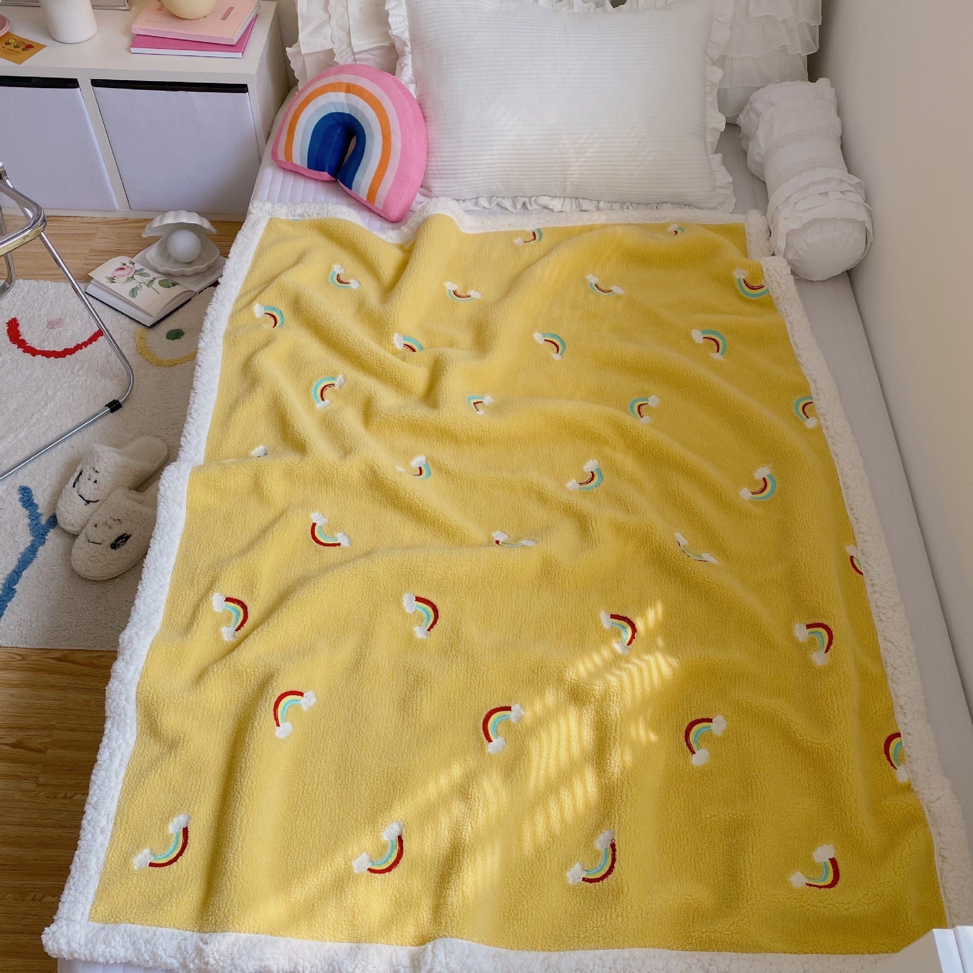 HKM-928659 Reversible Lamb Velvet Blanket for Kids - Cozy Cartoon Designs in Various Colors and Sizes