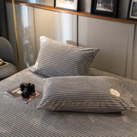 HKM-930131 Magic Velvet Duvet Cover Set - 4-Piece Bedding in Polyester Fiber