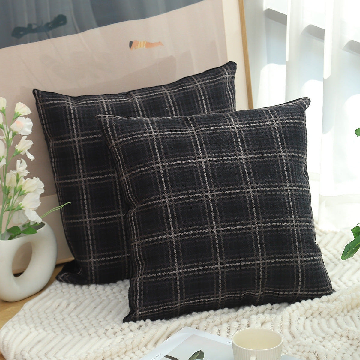 HKM-930771 Plaid Linen Cushion Cover in Various Colors and Sizes for Modern Living Spaces