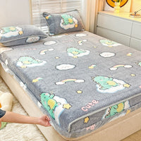 HKM-930963 Double-Sided Cartoon Snowflake Velvet Fitted Sheet with Cute Animal and Flower Patterns, Multiple Sizes Available