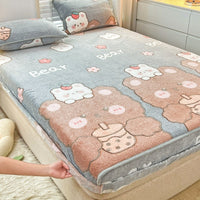 HKM-930963 Double-Sided Cartoon Snowflake Velvet Fitted Sheet with Cute Animal and Flower Patterns, Multiple Sizes Available