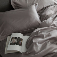 HKM-933267 Luxury Cotton Four-Piece Bedding Set with Embroidered Design and Double Strand Weave