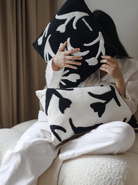 HKM-936787 Hand-Painted Black and White Embroidered Square Sofa Pillowcase - 30x50cm & 45x45cm Options
