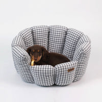 HKM-937363 Gray Plaid Pet Bed for All Seasons - Cotton Exterior, PP Cotton Lining, Non-Slip Oxford Fabric