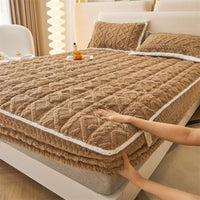 HKM-938707 Thermal Corn Velvet Quilt Fitted Sheet with Pillowcases - Available in Multiple Sizes
