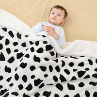 HKM-939859 Soft Avocado Coral Fleece Newborn Swaddling Blanket for All Seasons