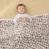 HKM-939859 Soft Avocado Coral Fleece Newborn Swaddling Blanket for All Seasons