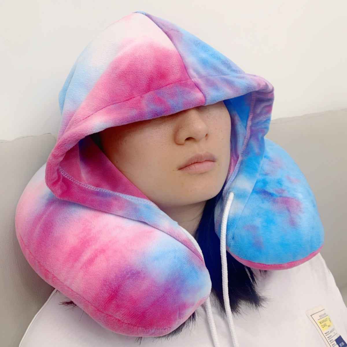 HKM-940819 Hooded U-Shape Nap Pillow with Headband Cap - Modern Tie-Dyed Design