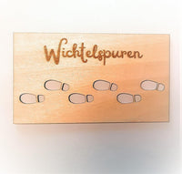 HKM-941139 Christmas Wooden Hanging Decoration - Template Footprints and Villains, Craft Pendant Size 10x7x0.5cm