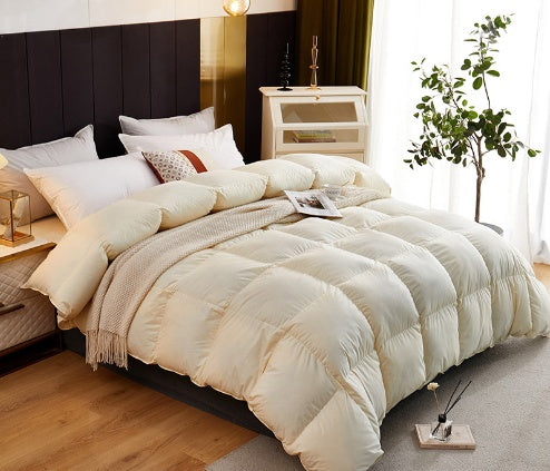 HKM-941331 Cotton Dazzle Goose Down Quilt - Winter Comfort in Multiple Colors