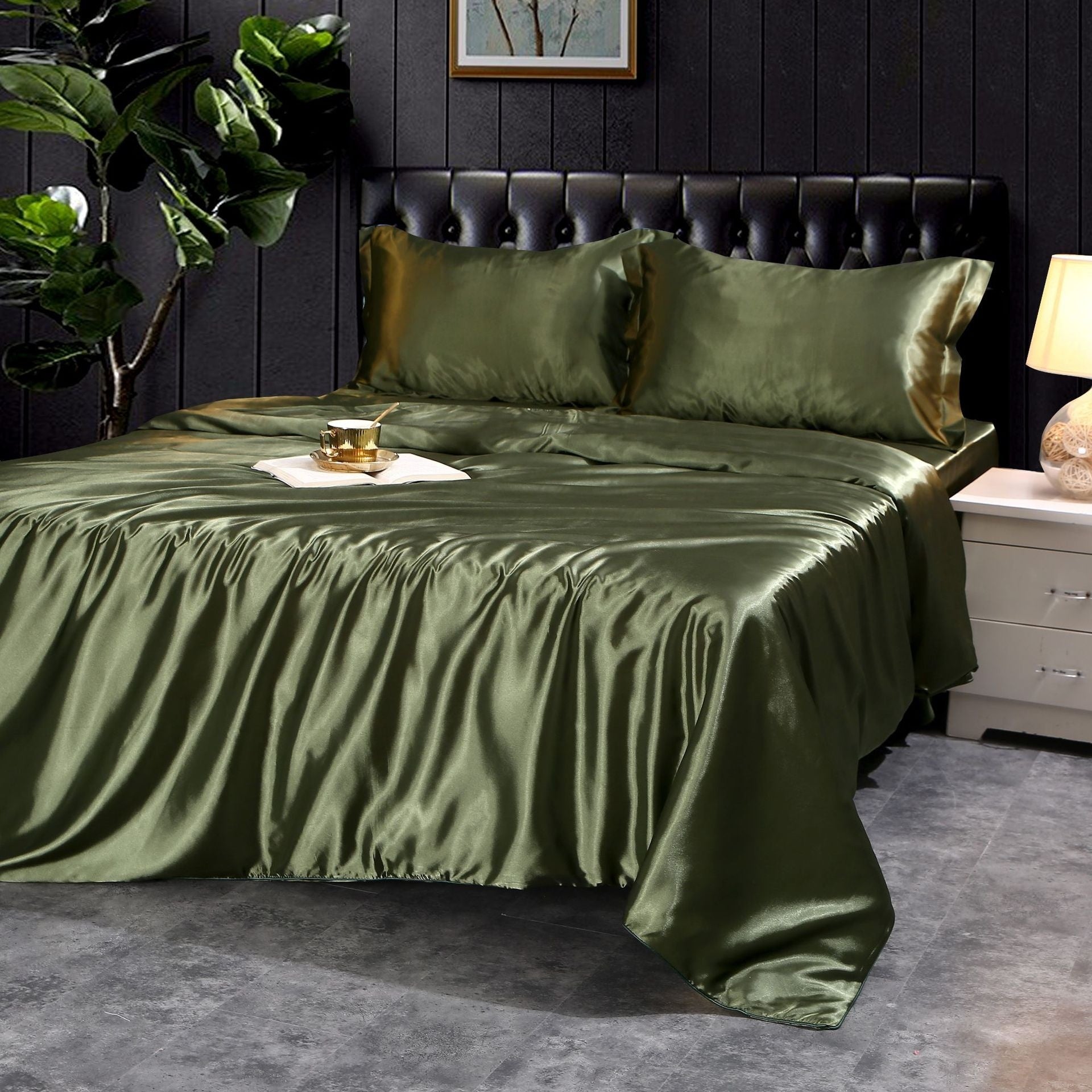HKM-945619 Mulberry Silk Four-Piece Solid Color Quilt Cover Set