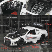 HKM-946579 1:24 Diecast Metal Nissan GTR Sports Car with Sound and Light, Pullback Action, Alloy Model for Ages 5 and Up