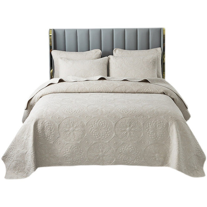 HKM-947603 European Style Double-Sided Embroidered Three-Piece Bedding Set with Pillowcases