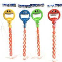 HKM-948563 32 Hole Smiley Face Bubble Wand with Five Claws - Fun Bubble Blower Tool for Kids 2-13 Years
