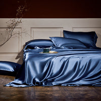 HKM-950547 25 lb Mulberry Silk Four Piece Bedding Set with Duvet Cover and Pillowcases
