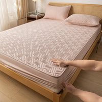 HKM-952211 Waterproof Mattress Cover with Dustproof Protection - Various Sizes Available