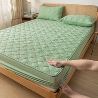HKM-952211 Waterproof Mattress Cover with Dustproof Protection - Various Sizes Available