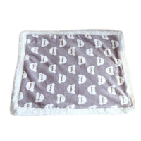 HKM-954963 Thick Lamb Fleece Pet Blanket - Soft Flannel Cushion for Cats and Dogs, Multiple Sizes Available