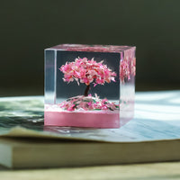 HKM-957587 Cherry Tree Night Light - Handmade USB Bedside Ornament with Resin and Pearlescent Powder