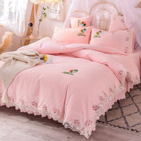 HKM-958291 Elegant Four-Piece Polyester Bedding Set in Various Styles and Colors