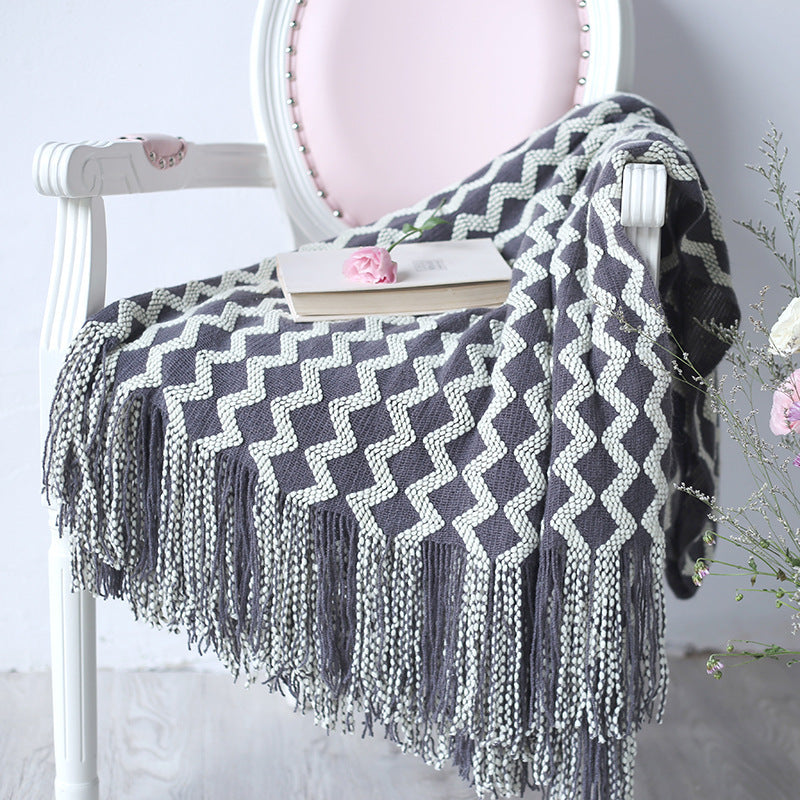 HKM-960595 Knitted Geometric Wool and Cashmere Blanket – Versatile for All Seasons, 120x230 cm