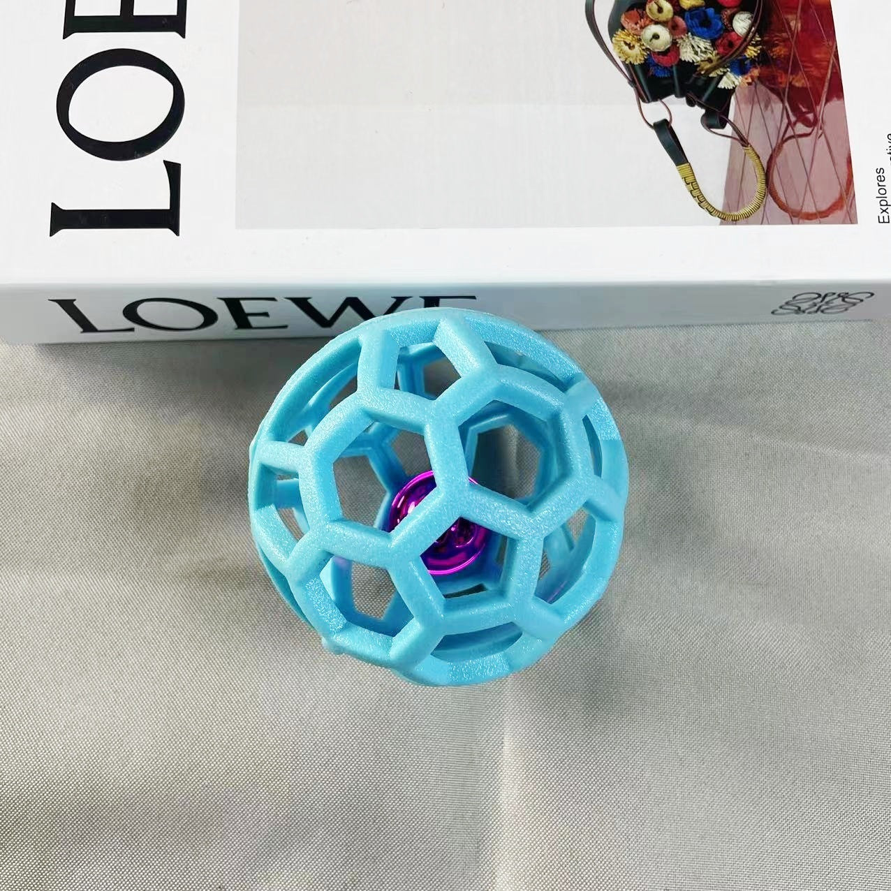 HKM-961619 Interactive TPR Dog Chew Ball Toy for Stress Relief and Teeth Cleaning - Suitable for Small and Large Dogs